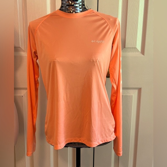 Columbia Women's PFG Tidal Tee II Long Sleeve Shirt - Medium - Tiki Pink - Picture 2 of 7